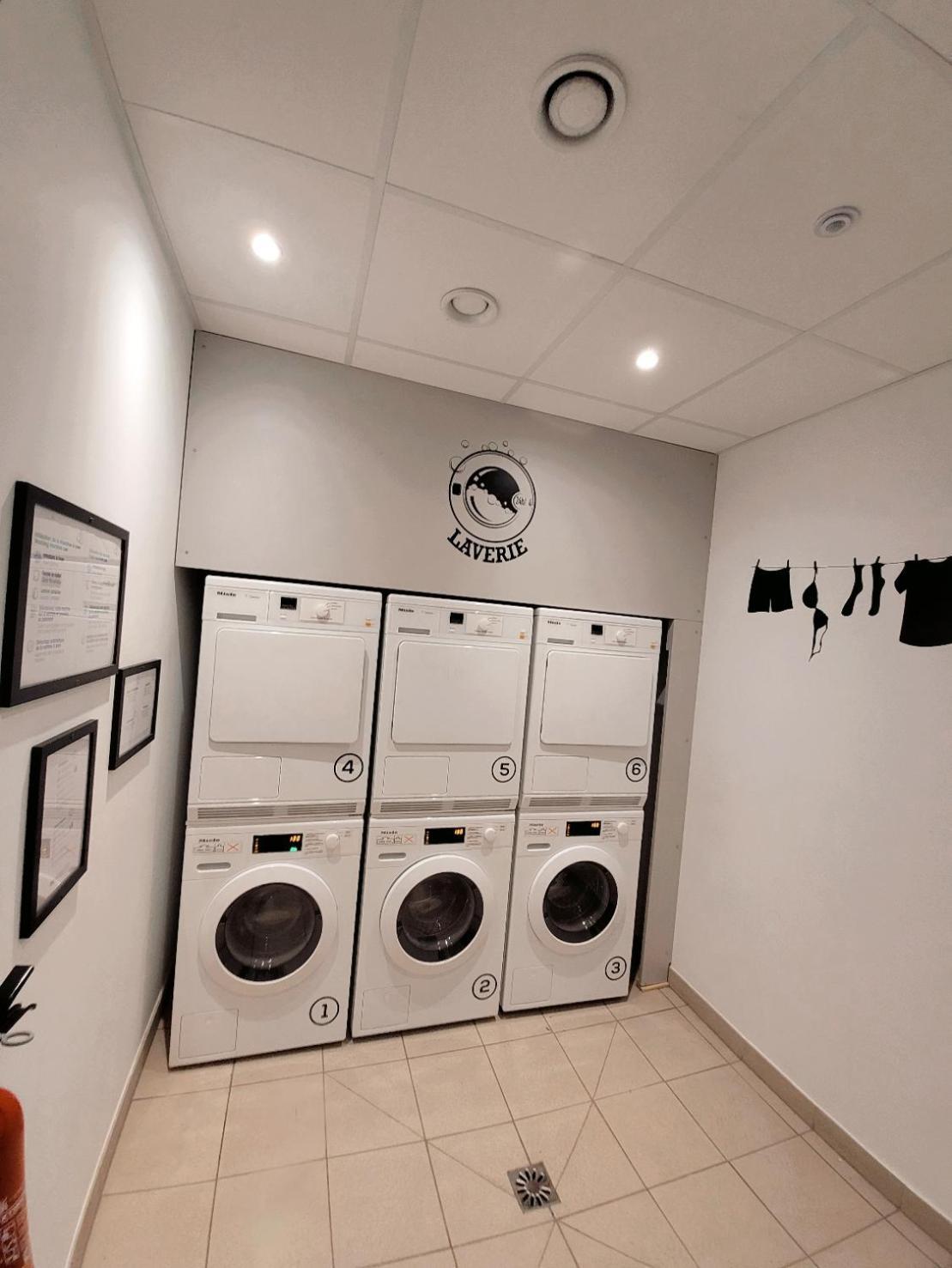 Residence Nemea Mondial 98 Montpellier Eksteriør billede