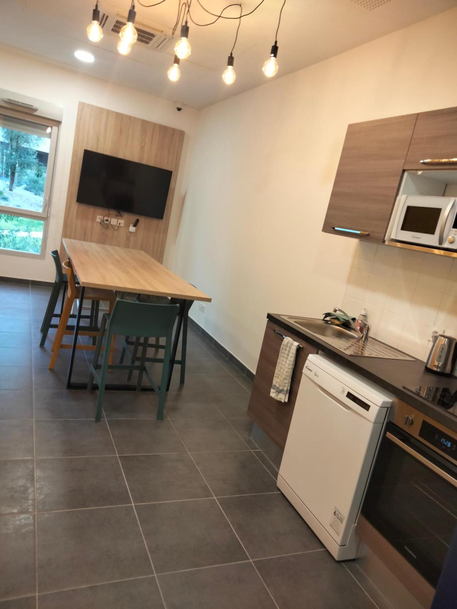 Residence Nemea Mondial 98 Montpellier Eksteriør billede