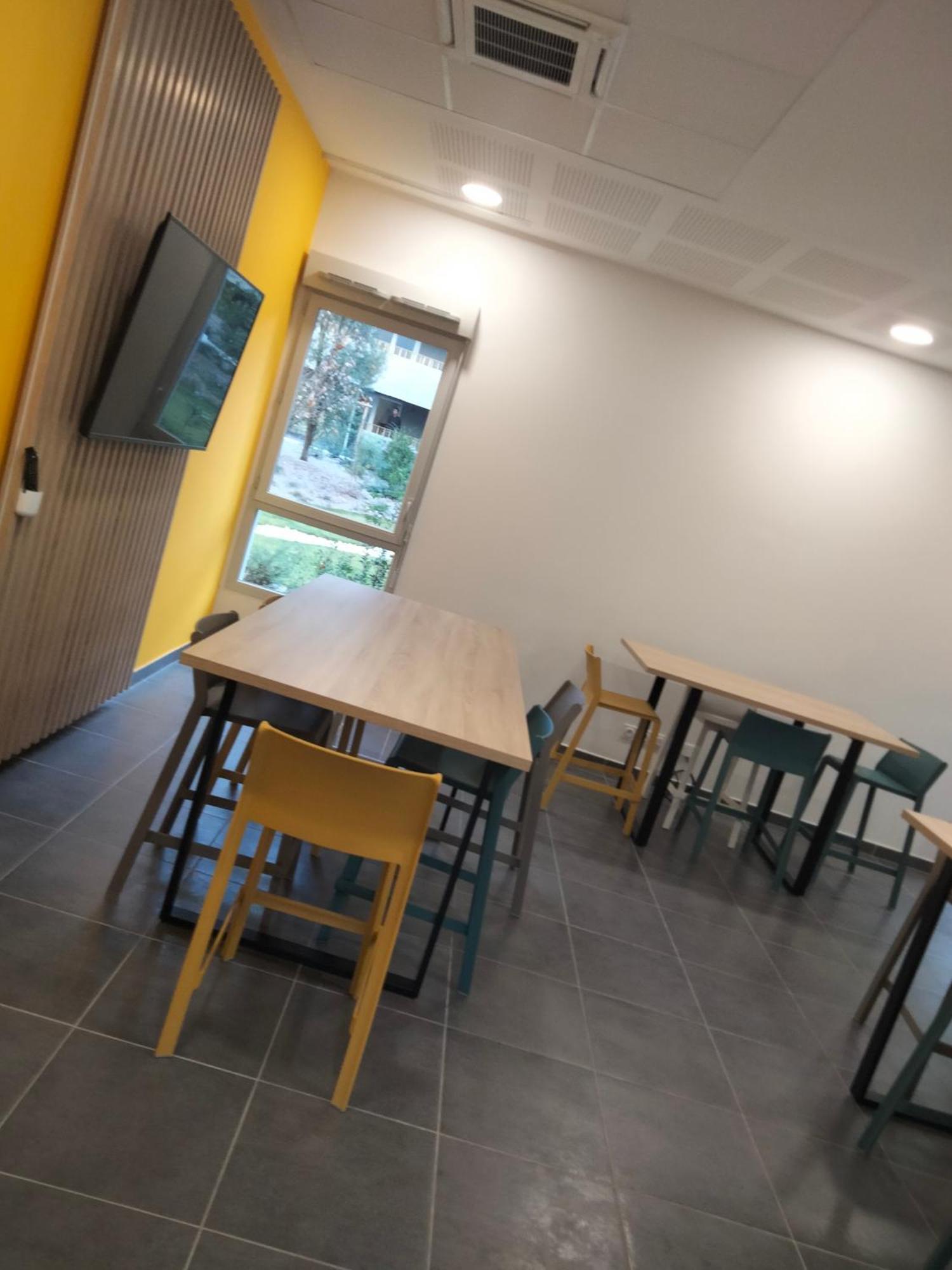 Residence Nemea Mondial 98 Montpellier Eksteriør billede